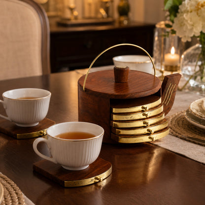 Wooden Tea Coaster Set with Kettle-Shaped Holder – Sheesham Wood & Brass Coasters for Tea Cups, Coffee & Glasses, Handcrafted Table Decor