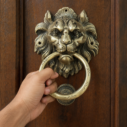 Handcrafted Imperial Crest Lion Brass Door Knocker – 1100 g  Antique Finish